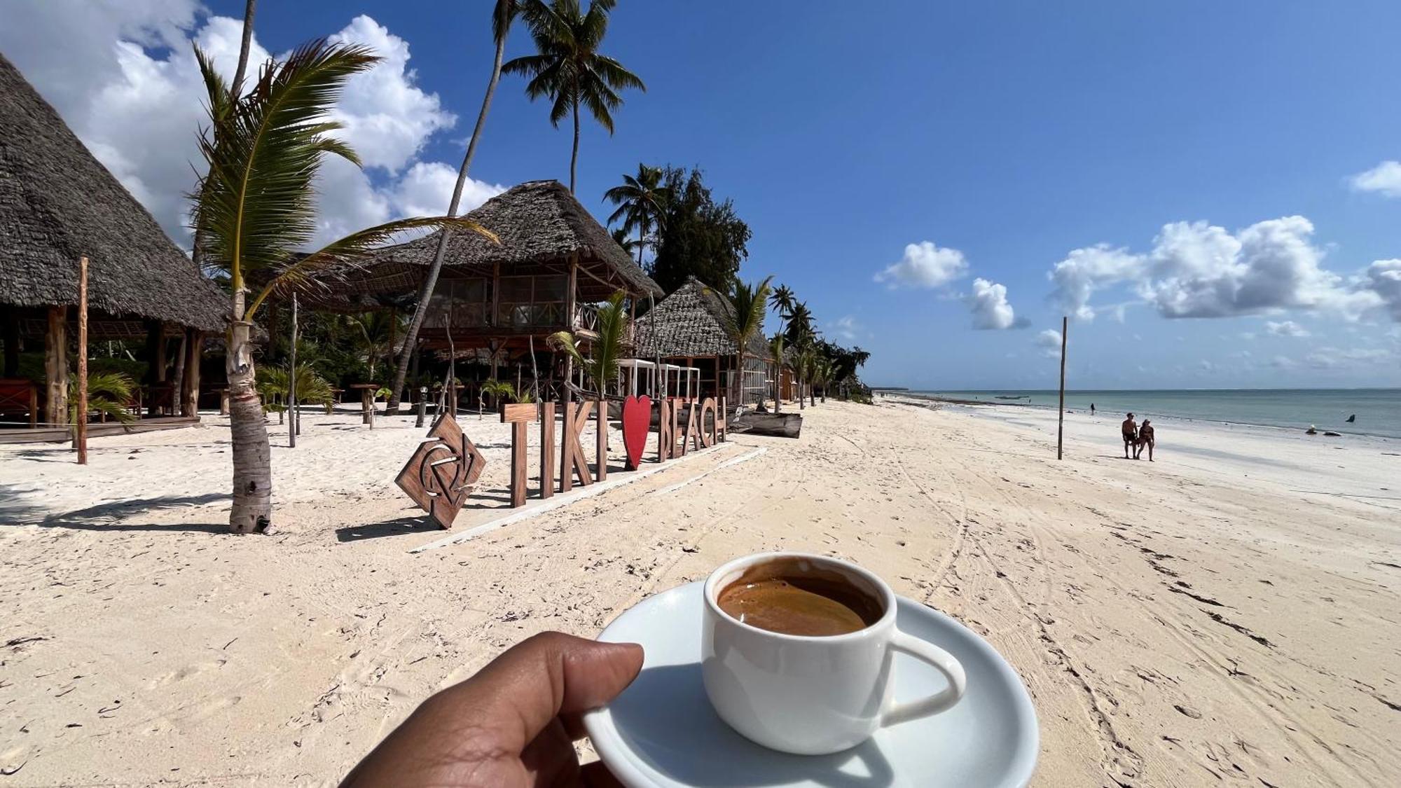 Tiki Beach Club & Resort (Adults Only) Bwejuu Eksteriør bilde