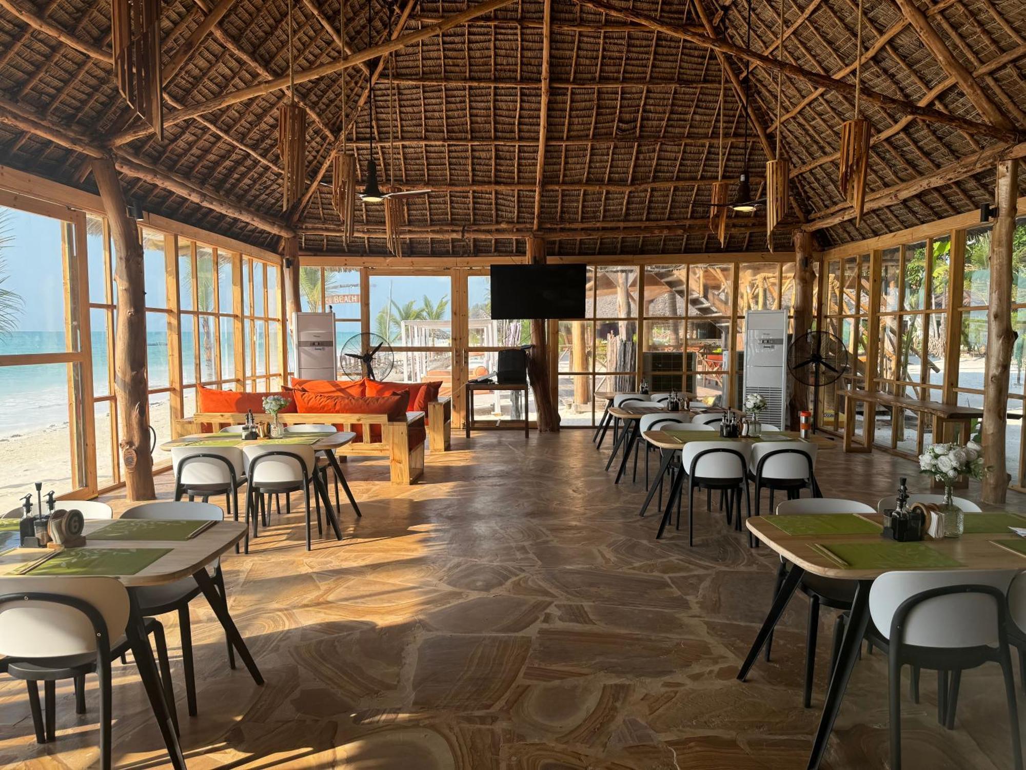 Tiki Beach Club & Resort (Adults Only) Bwejuu Eksteriør bilde