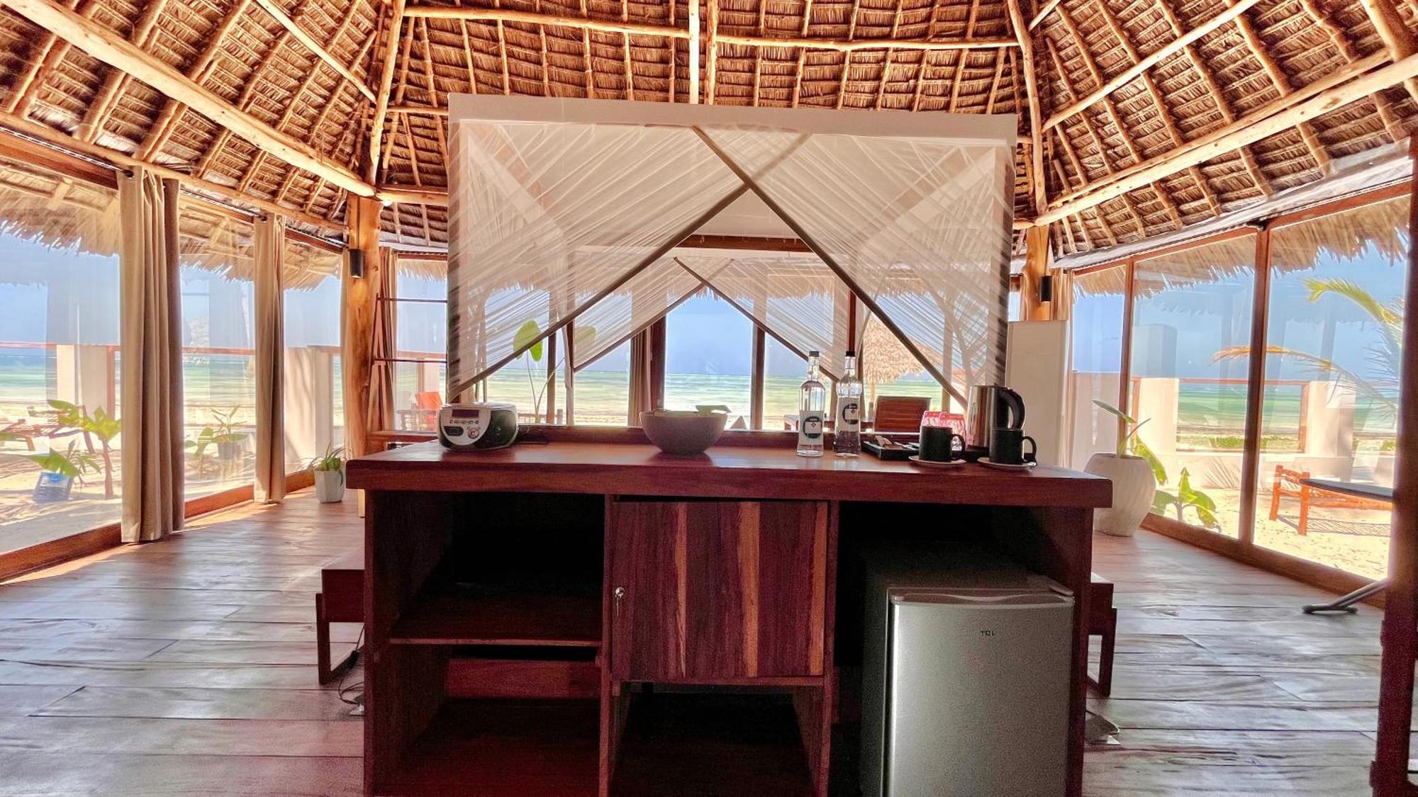 Tiki Beach Club & Resort (Adults Only) Bwejuu Eksteriør bilde