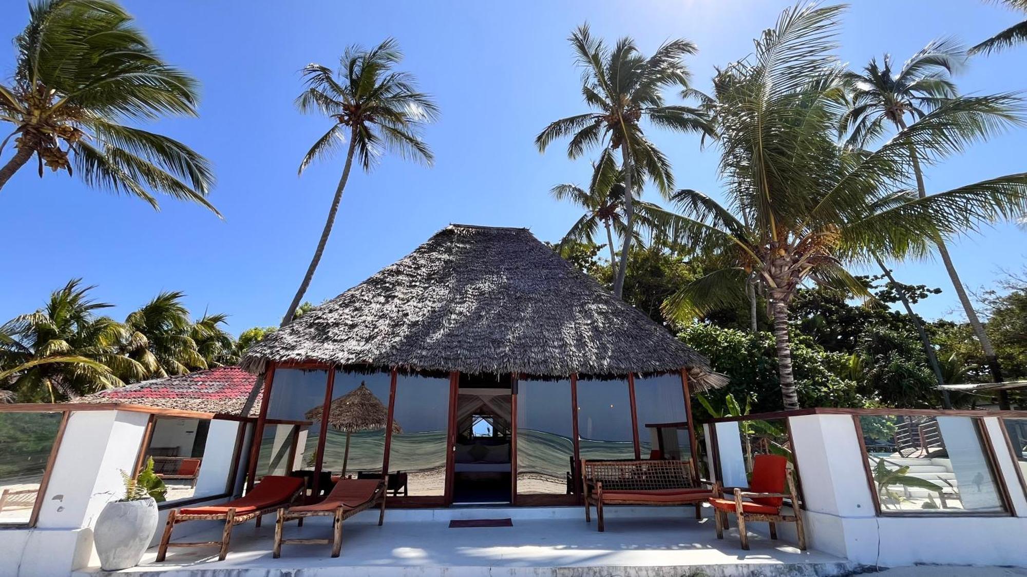 Tiki Beach Club & Resort (Adults Only) Bwejuu Eksteriør bilde